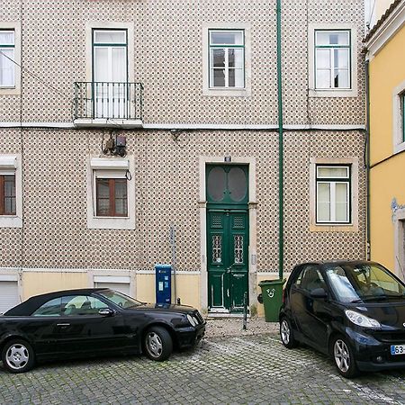 Lovelystay - Cozy 3Bdr Apartment In Estrela リスボン エクステリア 写真
