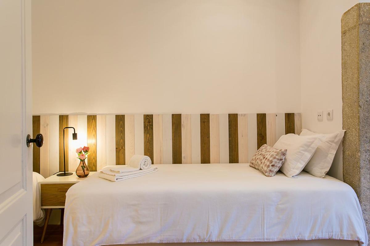 Lovelystay - Cozy 3Bdr Apartment In Estrela リスボン エクステリア 写真